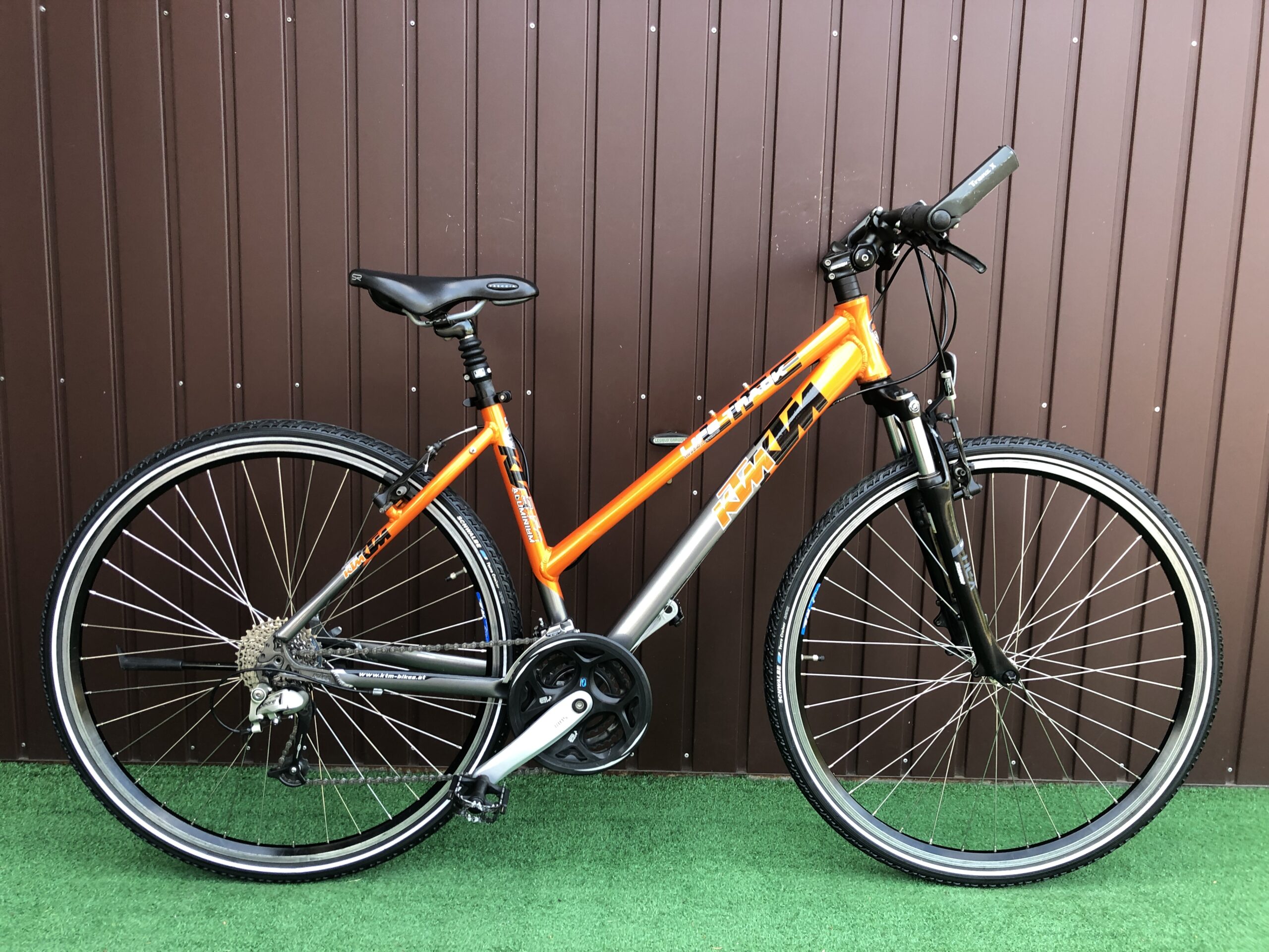 Rower KTM LIFE TRACK/alu./amor. SR SUNTOUR/koła 28″/Shimano DEORE