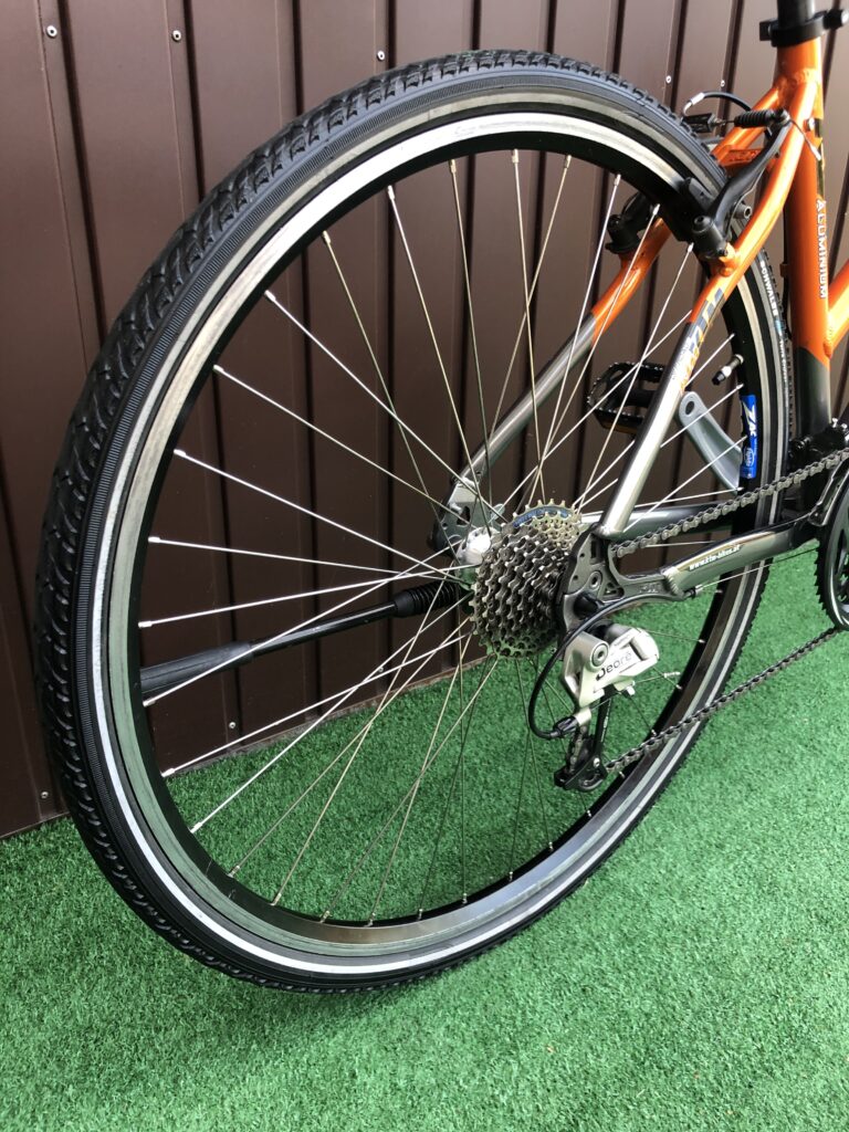 Rower KTM LIFE TRACK/alu./amor. SR SUNTOUR/koła 28″/Shimano DEORE